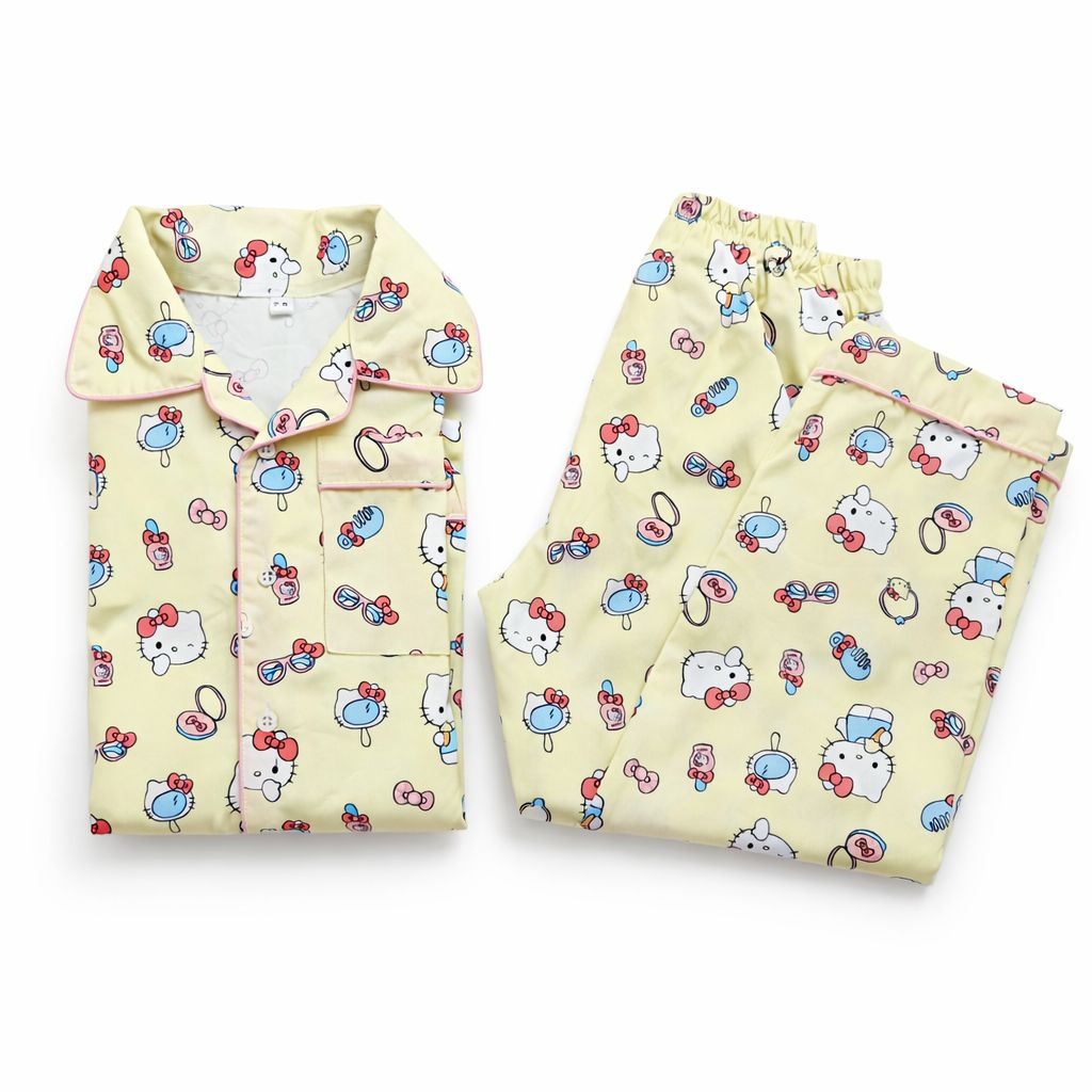 Hello Kitty Nightsuit